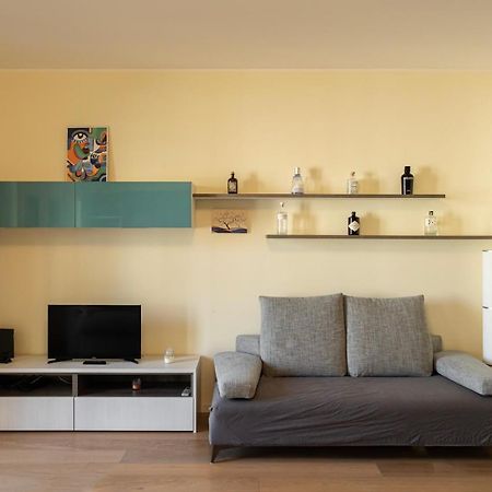 Apartamento Bilocale Moderno Ed Esclusivo Milán Exterior foto