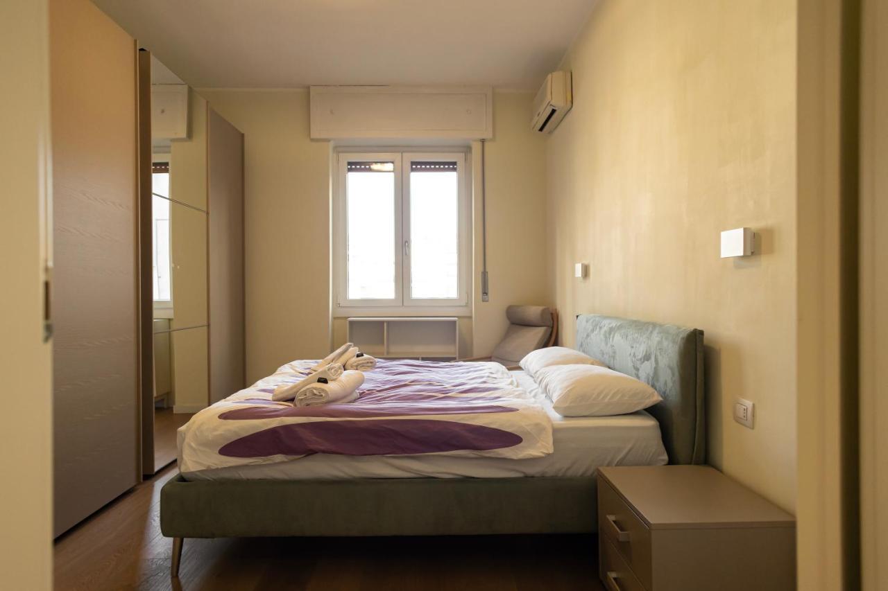 Apartamento Bilocale Moderno Ed Esclusivo Milán Exterior foto